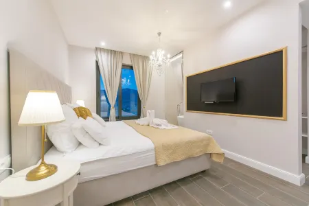 Samstag Отели в г. Сплит