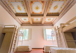 Student's Hostel Estense