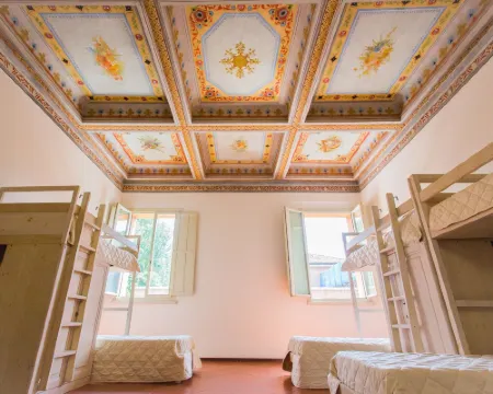 Student's Hostel Estense Hotels in Ferrara