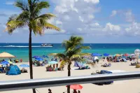 Diane Oceanfront Suites