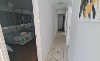 Cranbourne Court Beachside Apartments
