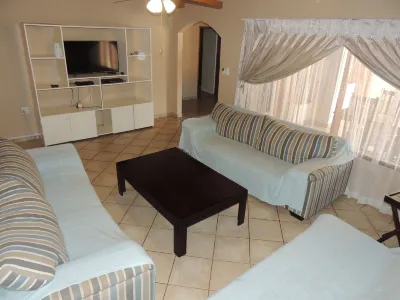 Fishermans Flat and House Hotels in 