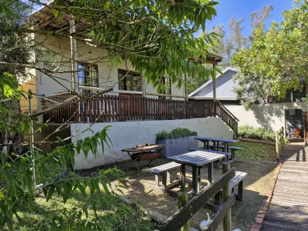 Ibis Place Guest House