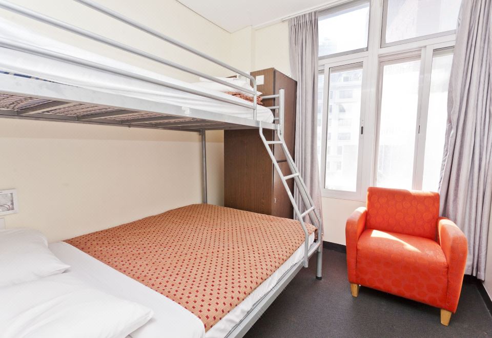 시드니 시내 호텔 로비의 모습