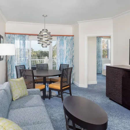 Harborside Resort & Vacation Rentals at Atlantis