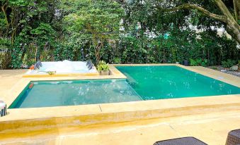 Luxury Home in Aguacatala