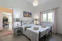 Francesco and Michaela Villas Hotels in Capo Vaticano