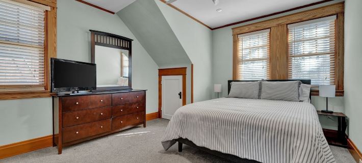 Oakley Square 3Br Charmer - Total Walkability 3 Bedroom Home by RedAwning Hotel a Cincinnati