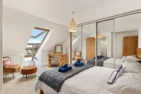 매스-와이-버란 - 마을과 해변 가까이