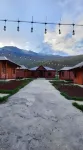 Guest House Ushba Gate Hotel di 