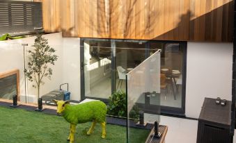 James' Place at Castle Cottage