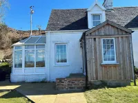 2 Guests - Garden & Patio - Sea Views