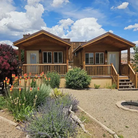 Canyons of Escalante RV Park Отели в г. Эскалант