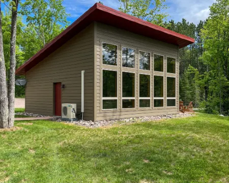 Cranberry Inn Hotels in Iron County