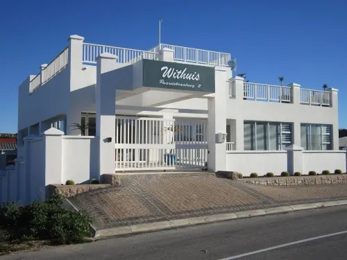 Withuis Hartenbos - No Load Shedding Hotels in Groot Brakrivier