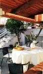 House Sleeps 4 with Pets