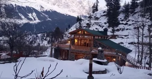 Walnut Heights by Roomy, Kalam Hotels in Kalam