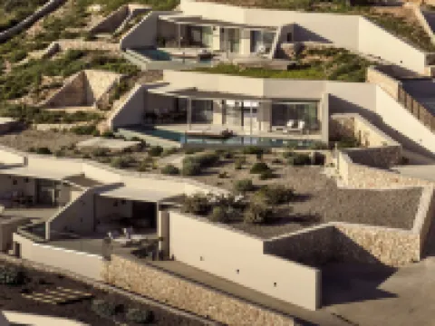 สวีท Yoma Cove