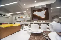 Etnea 454 Catania Luxury Rooms - breakfast