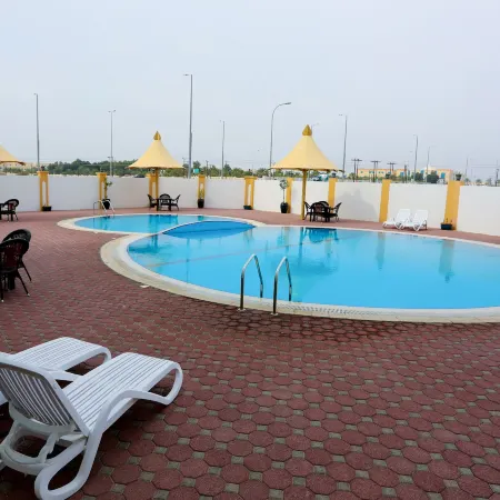 Remas Hotel Suites - Al Khoudh, Seeb, Muscat