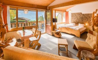 Hotel Lindenhof by Crossworld AG