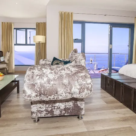 Magellans Hotel Отели рядом с достопримечательностью «Пляж Лонг-Бич»