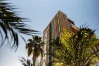 Hotel Burbank Hotel in zona Pickwick Gardens