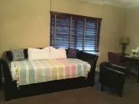 Colts Neck Inn Hotel - bar