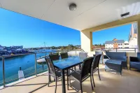 Dolphin Quay Apartments Hotels in Mandurah