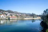 Hostel Albergue O Mesón Hotels in Pontevedra