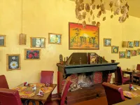Lawns Hotel - breakfast