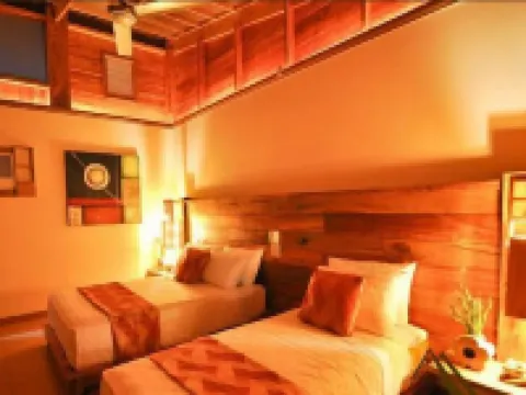 Boffo Resort Hotels in Loon