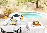 Tambuti Lodge Hotels in Pilanesberg