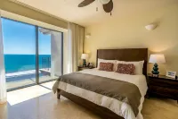 Crocs Resort & Casino Hotels in 
