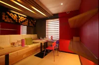 FUTURO HOTEL - breakfast