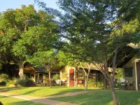 Crocodile Bridge Safari Lodge - Campgrounds