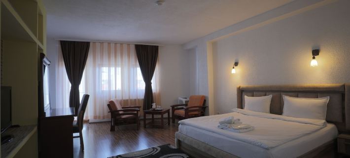 Hotel Denis Hotels in Pristina