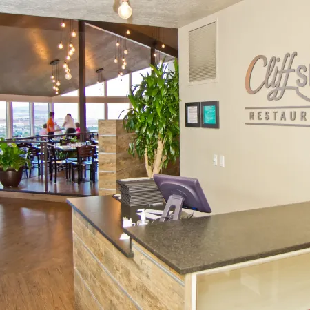 Inn on the Cliff