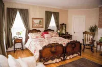 Springside Inn Hotels in Auburn