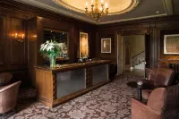 Wood Hall Hotel & Spa - bar