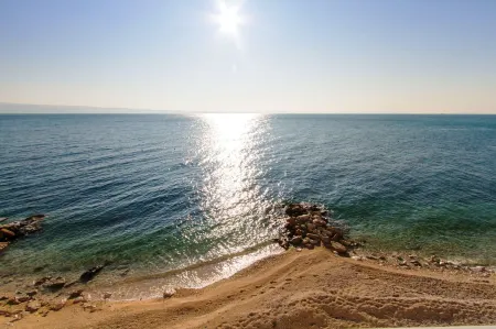 Villa Tamaris on the Beach