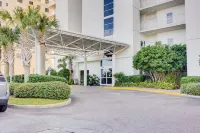 Palacio Condominiums Hotel dekat Johnson Beach