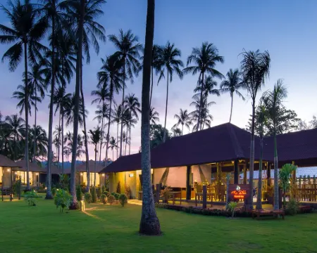 Medee Resort Hotels in Koh Kood
