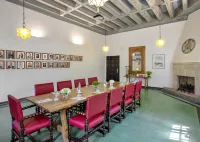 YMCA Three Arches Hotel