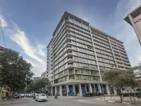 RK Suite Hotel โรงแรมใกล้สนามบินลูอันดา