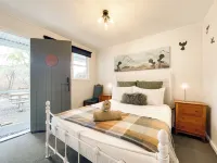 Kinloch Wilderness Retreat Hotels in Glenorchy