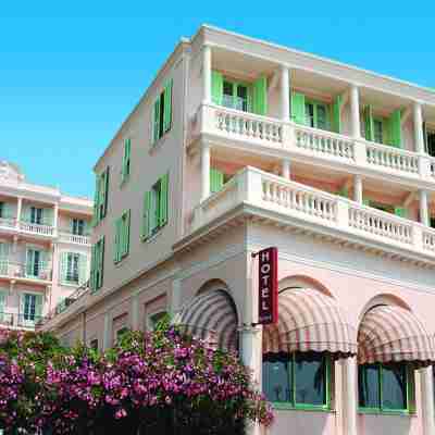 Hôtel 3 étoiles Le Balmoral - Menton - Vacances Bleues Hotel Exterior