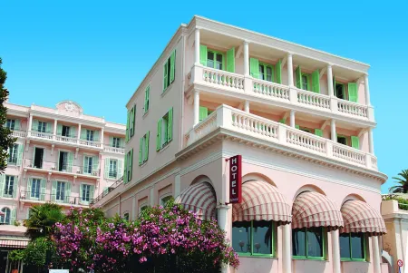 Hôtel Vacances Bleues Balmoral