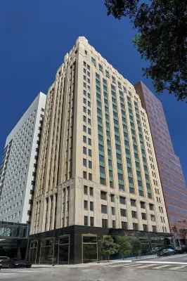 Renaissance Saint Elm Dallas Downtown Hotel