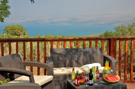 Nofim Belavan Hotels in Moshav Ramot